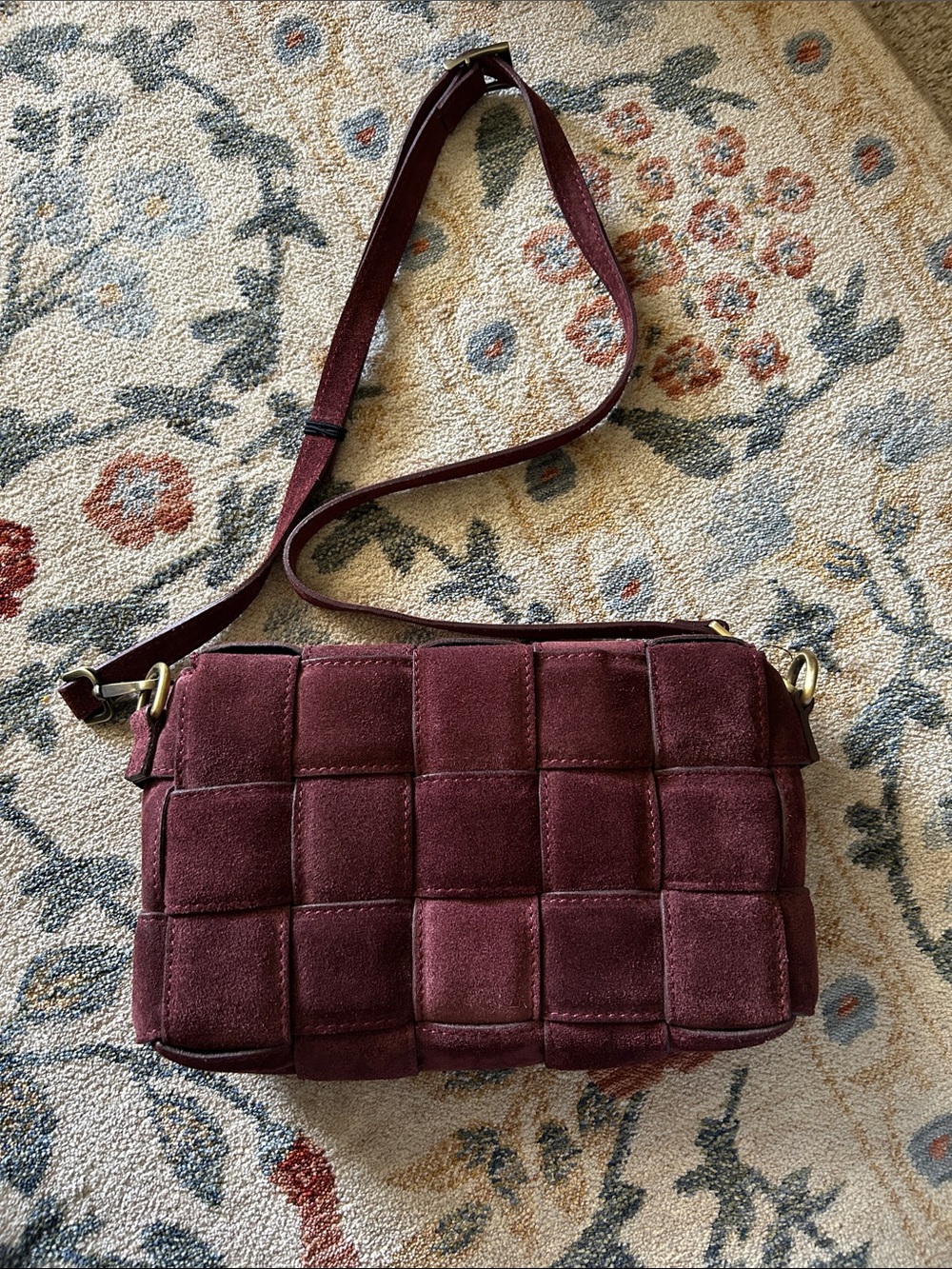 Viola Castellani Suede Crossbody Bag in Burgundy - Picture 2 of 6